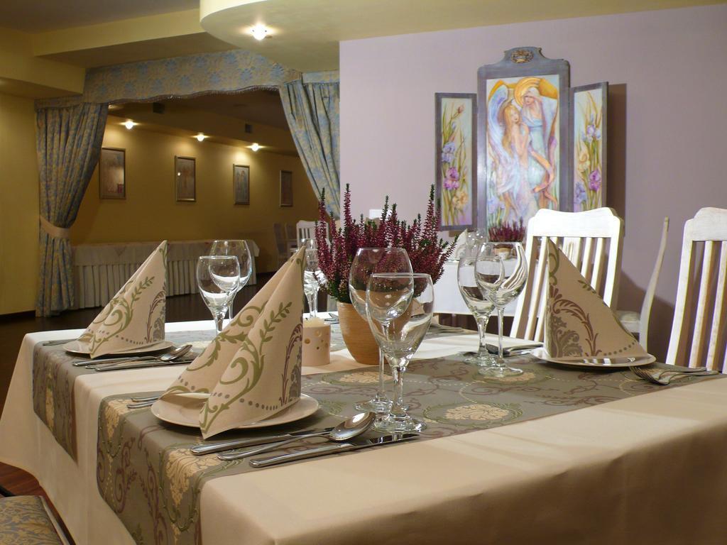 Via Appia Hotel Raszyn Luaran gambar