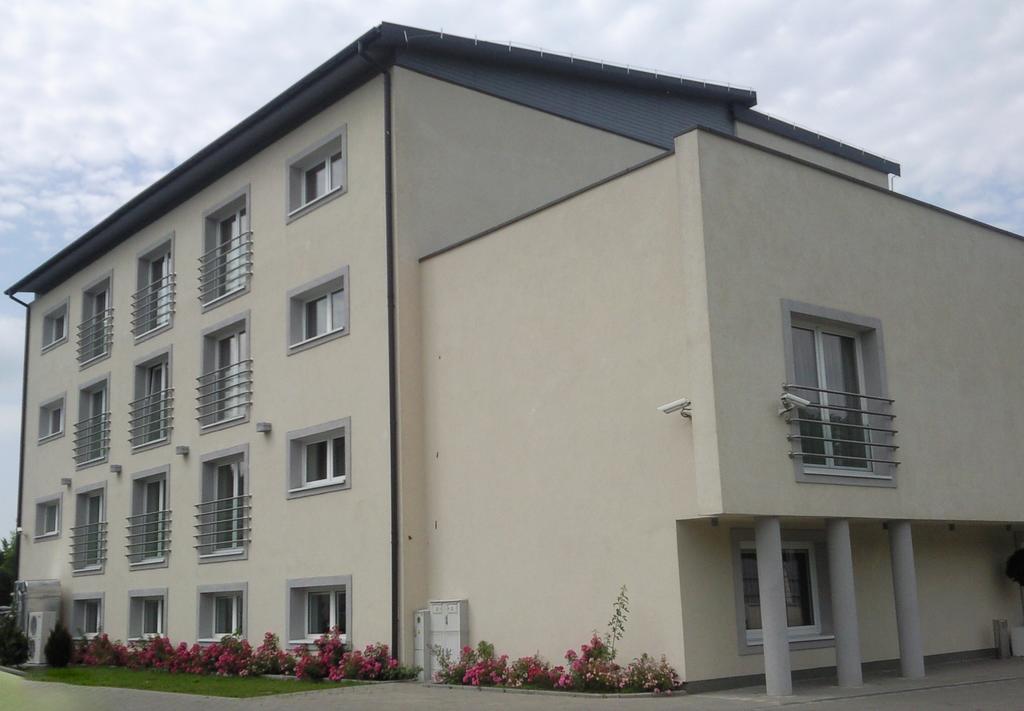 Via Appia Hotel Raszyn Luaran gambar